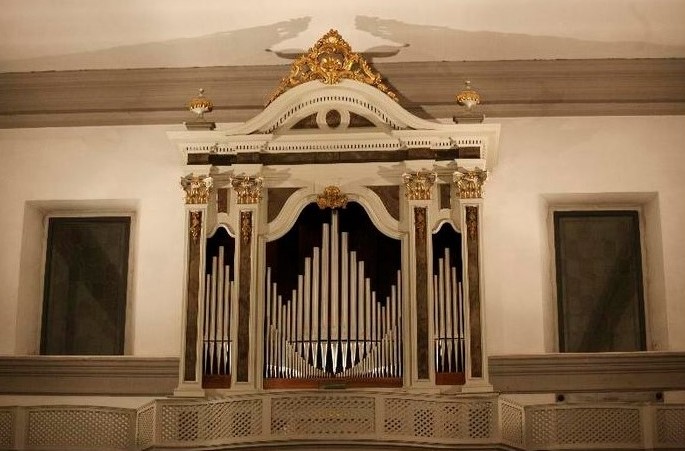 organo chiesa antica